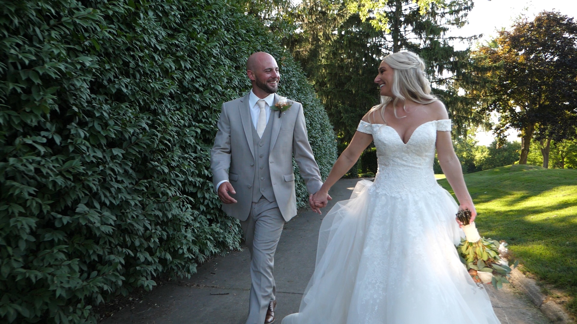 Vinny + Colleen at Silverlake Country Club