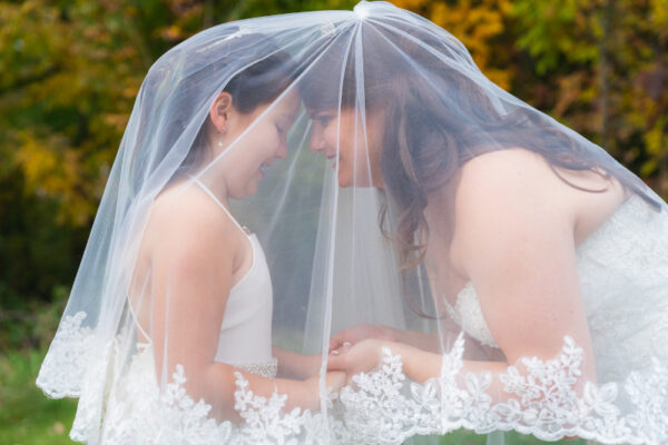Paul and Ashley Sneak Peak (7 of 10)