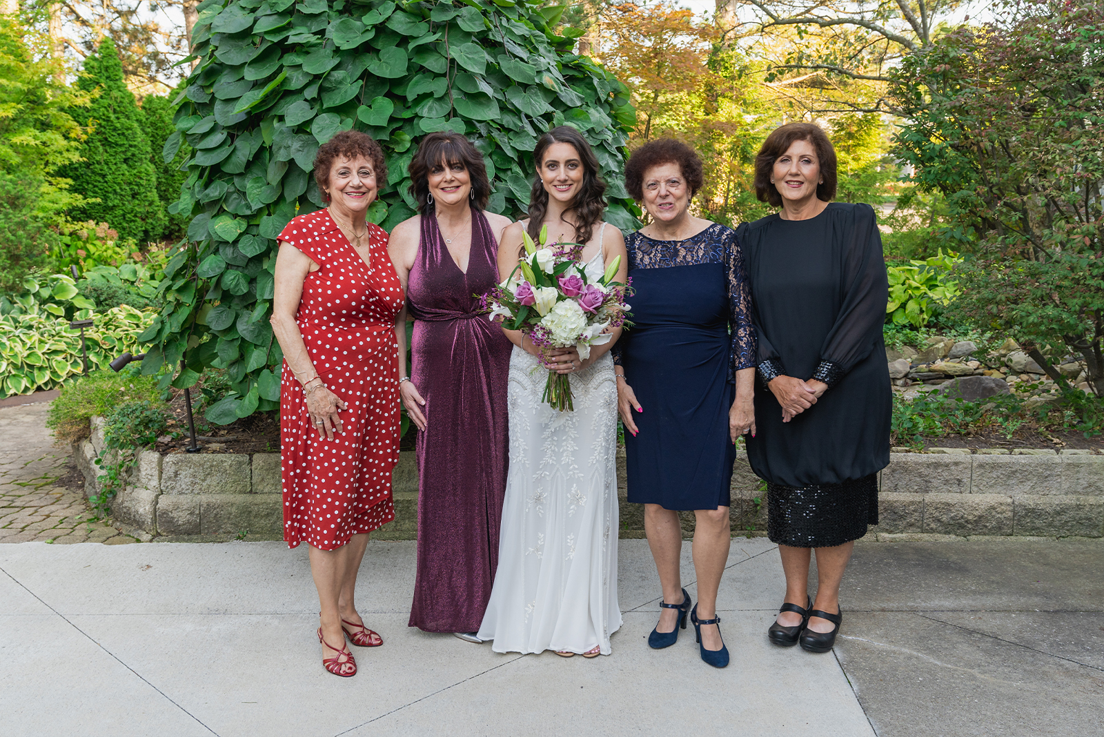 Bride and family, family portrait, wedding portrait, nature, green, trees, bushes, classy wedding ceremony at Landerhaven, Mayfield Heights OH