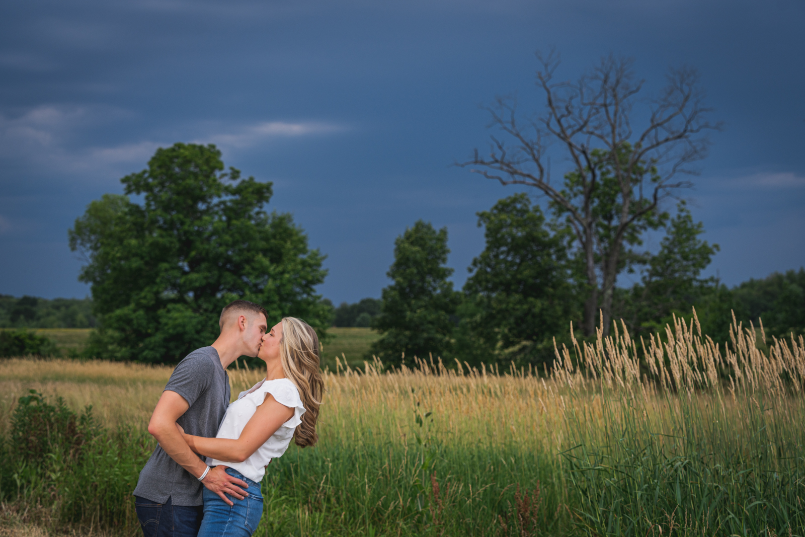 Amanda & Morgan Engagement Session at Silver Creek Metro Park